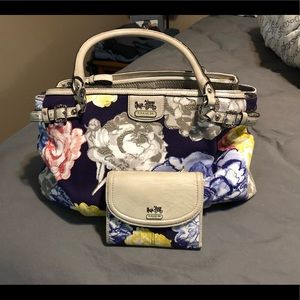 Coach purse and wallet